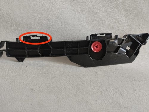 Suporte Direito Traseiro Sw4 2016 Ao 2021 Orig Avaria Leia - Imagem 5