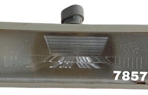 Luz Iluminação Placa Traseira Prisma 2013 A 2017 Avaria Léia