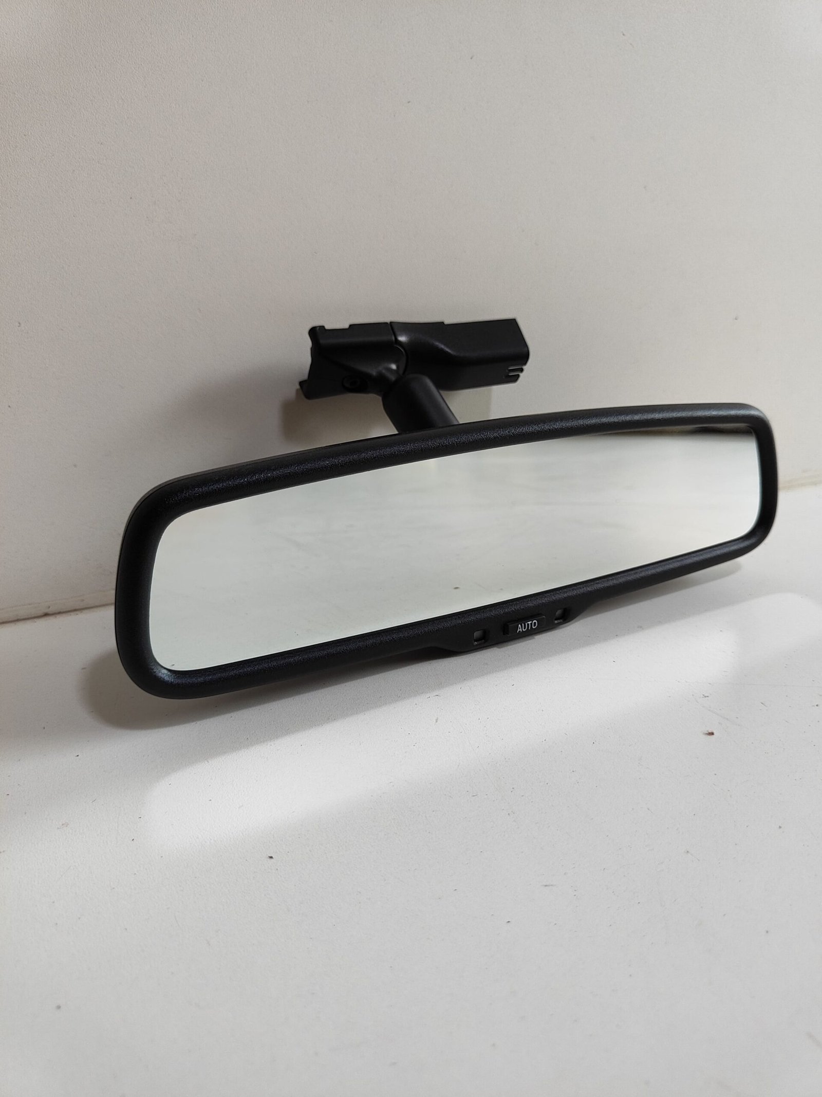 Retrovisor Interno Hilux 2016 até 2024 Orig Léia o Anúncio - Imagem 3