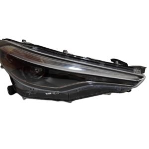 Farol Direito Corolla Cross Xre 2021 ate 2024 Avarias Léia