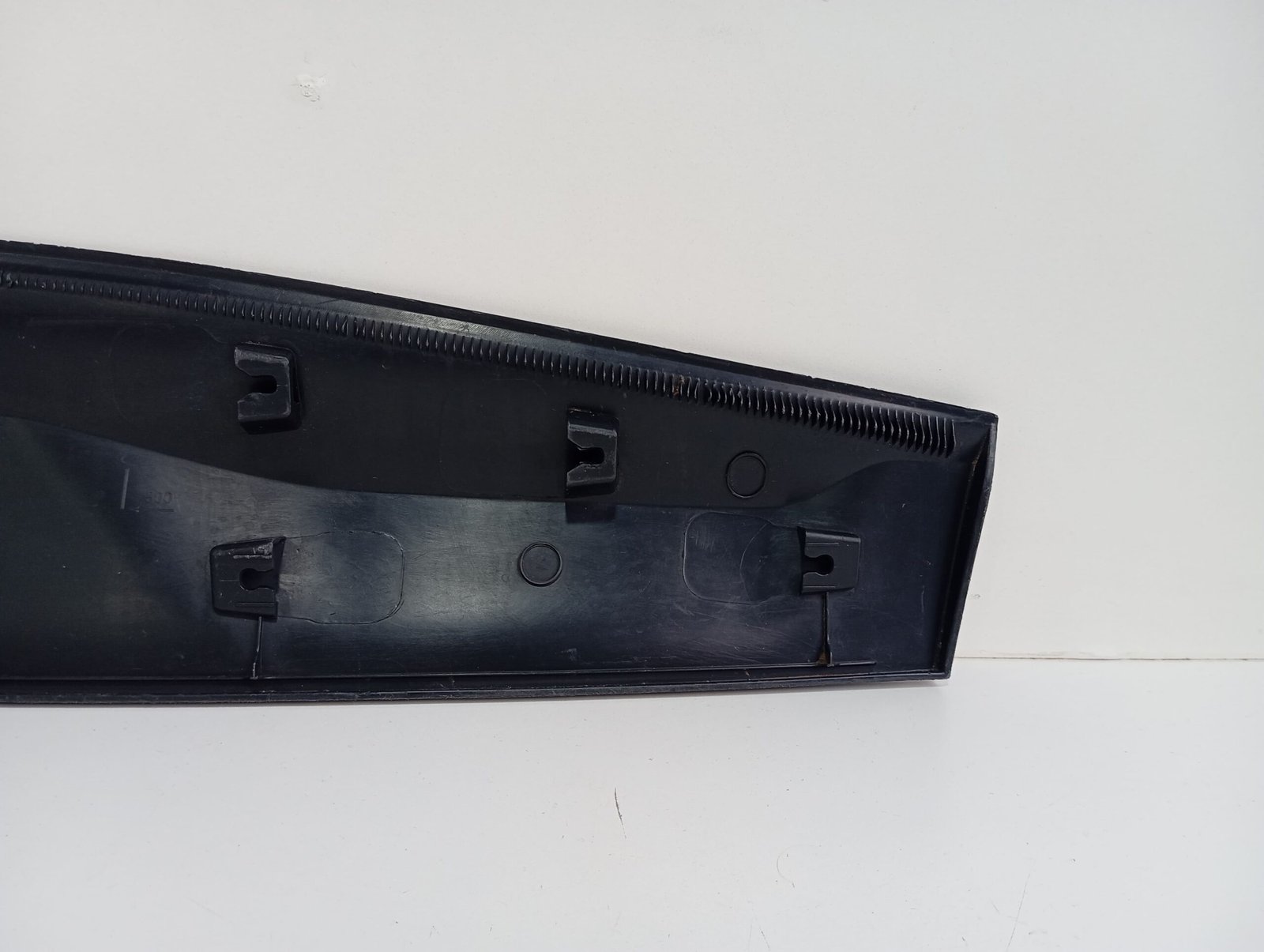 Friso Porta Dianteira Esquerda Tracker 2020 A 2025 Leia - Imagem 7