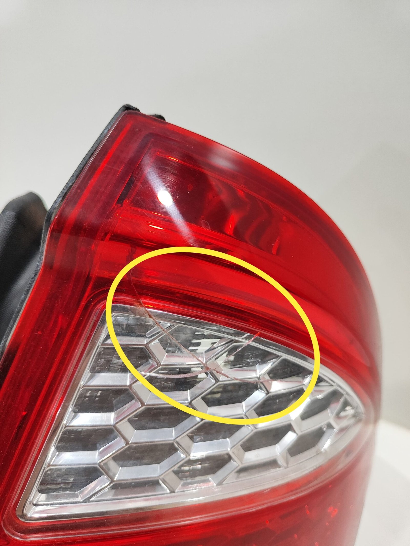 Lanterna Esquerda Tampa Cruze Sedan 2012 Até 16 Avarias - Imagem 6