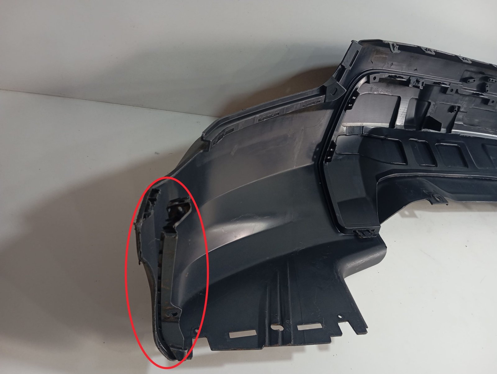 Spoiler Inferior Dianteiro S10 2021 A 2024 Avaria Leia - Imagem 7