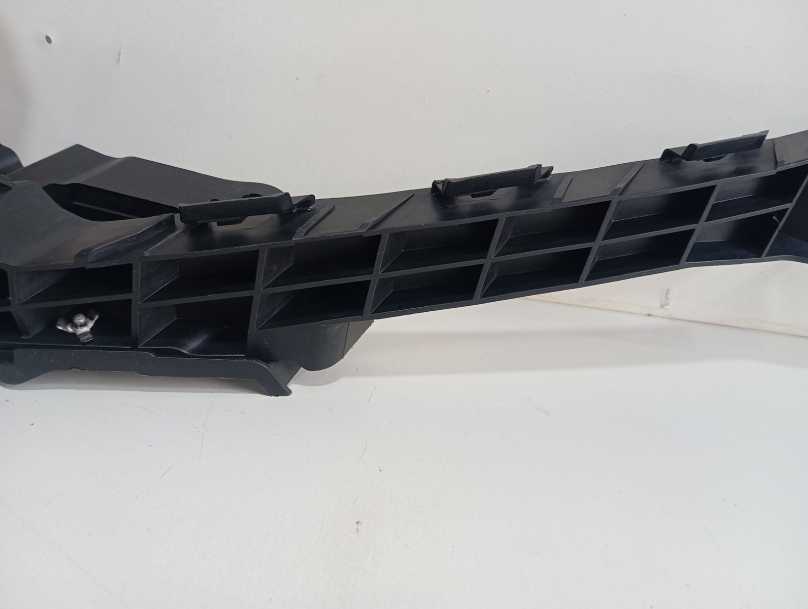 Suporte Farol Lado Esquerdo CRV 2012 Até 2014 Avaria Leia - Imagem 4