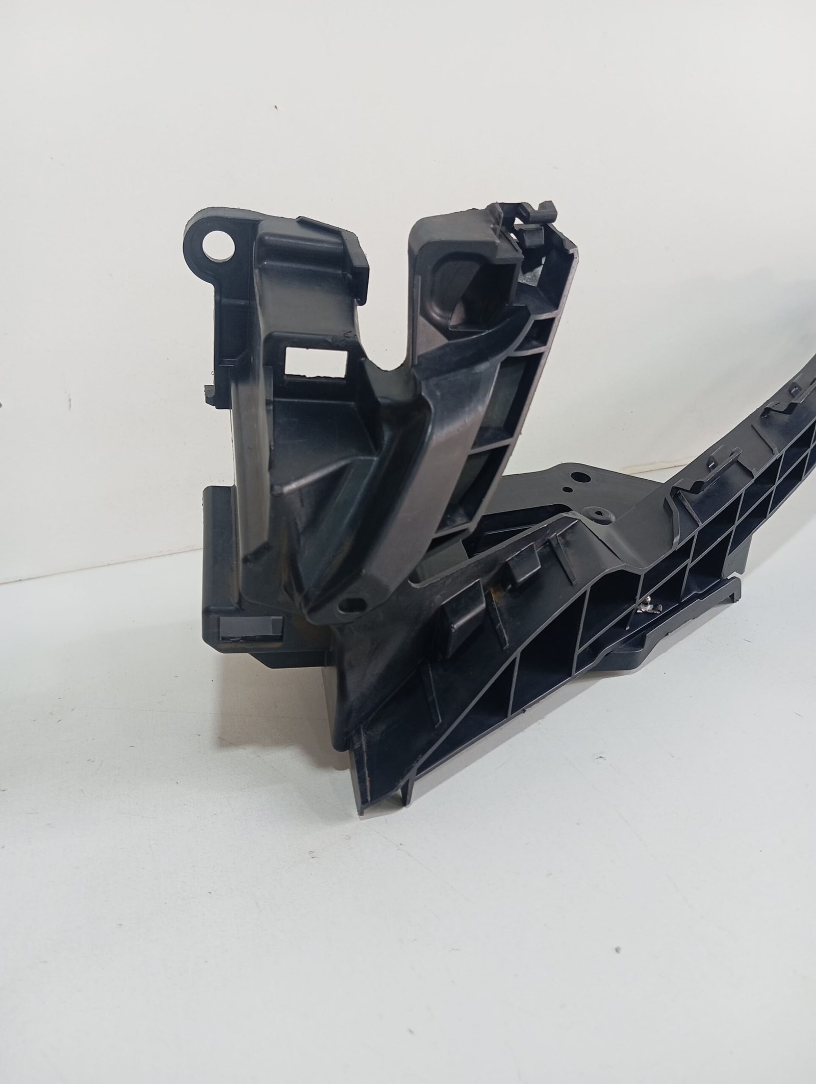 Suporte Farol Lado Esquerdo CRV 2012 Até 2014 Avaria Leia - Imagem 5