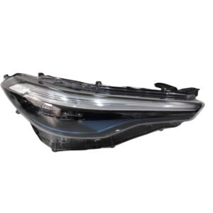 Farol Direito Corolla Cross Hybrido 2021 até 24 Orig Avaria