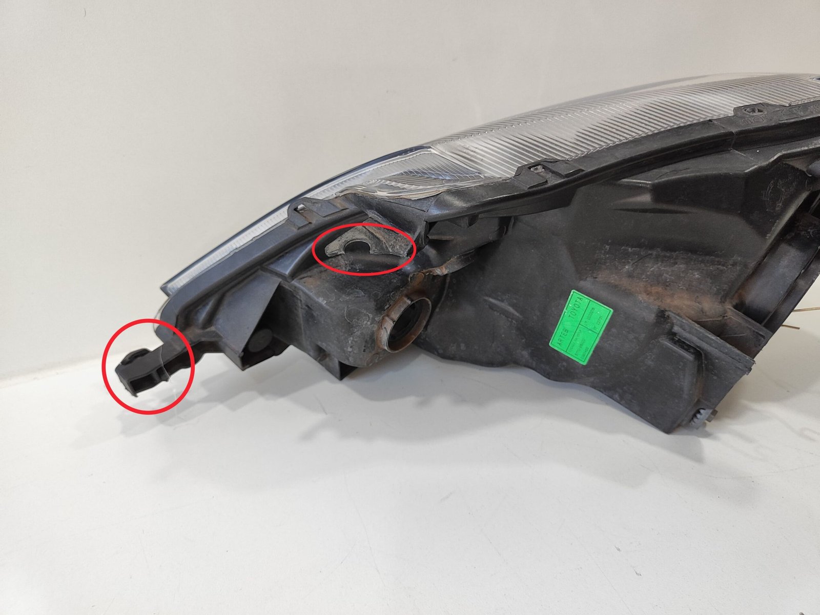 Farol Lado Direito Etios X Plus 2018 Ate 20021 Avarias Léia - Imagem 3